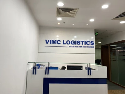 Thi công phim cách nhiệt mã GH15 tại T8 VIMC Xã Đàn