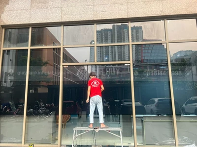 Thi công phim các nhiệt mã GH15 cho khách hàng tại 177 Trung Kính