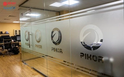 Dịch vụ cắt logo chữ decal mờ chất lượng, giá rẻ nhất Hà Nội