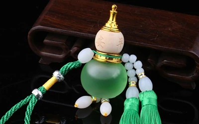Treo đồ chơi phong thủy ô tô - cầu bình an và may mắn