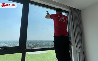 Giấy Dán Kính Chống Nắng Cửa Sổ: Bảng Giá Và Kinh Nghiệm Chọn Mua
