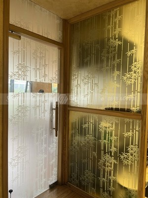 Giấy dán kính trang trí cây trúc trắng - A1 2