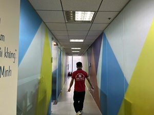 Decal mờ in hoạ tiết kích thích thị giác 2