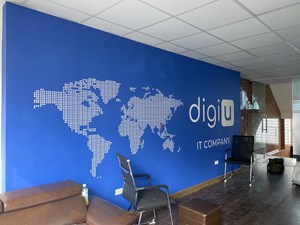 Tranh dán tường in logo công ty theo yêu cầu 2