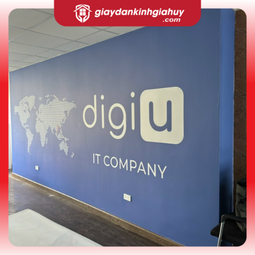 Tranh dán tường in logo công ty theo yêu cầu