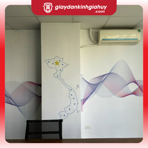 Tranh dán tường in logo công ty theo yêu cầu