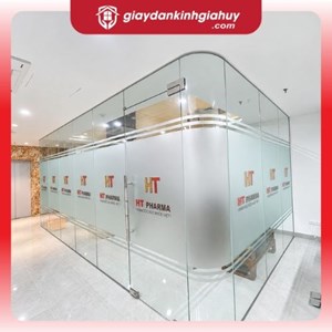 Giấy dán kính mờ kẻ line, in logo màu theo yêu cầu 2