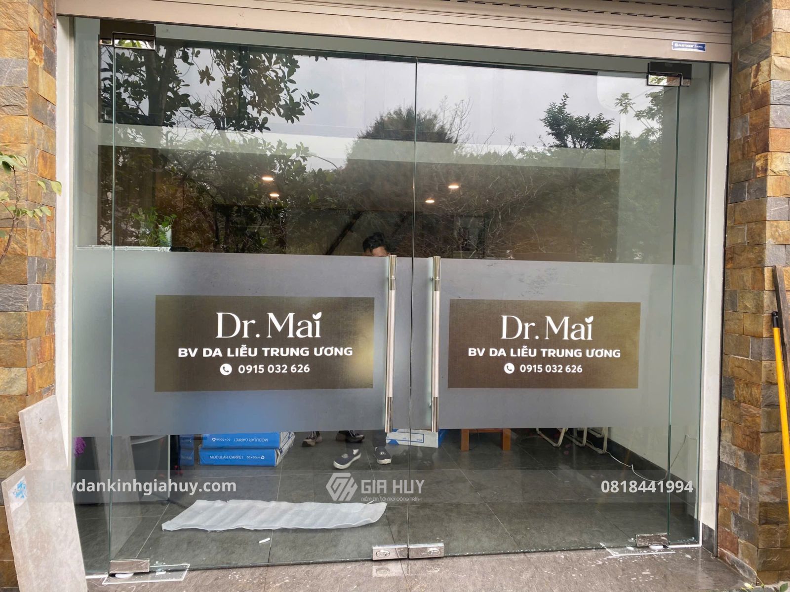 decal mờ in theo yêu cầu