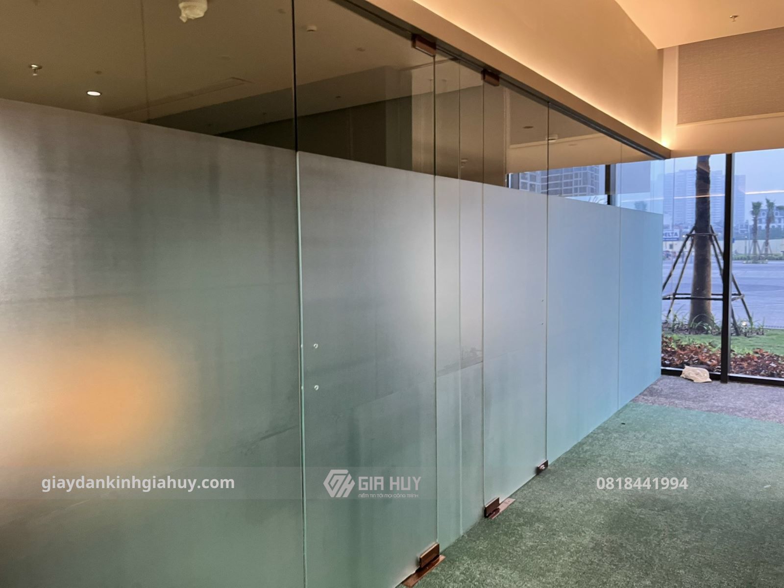 giấy dán kính mờ trơn