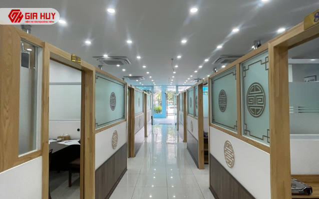 decal dán kính mờ in logo