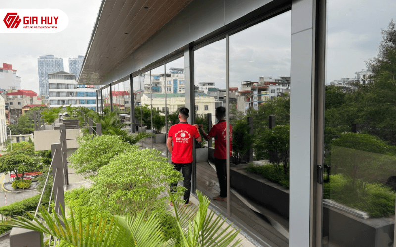 Dán phim cách nhiệt tiết kiệm điện năng