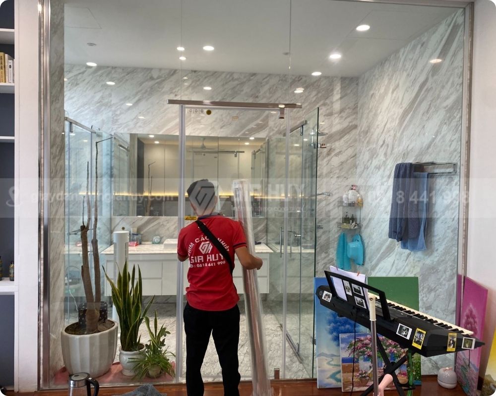 Phim dán bảo vệ kính chống nổ vỡ