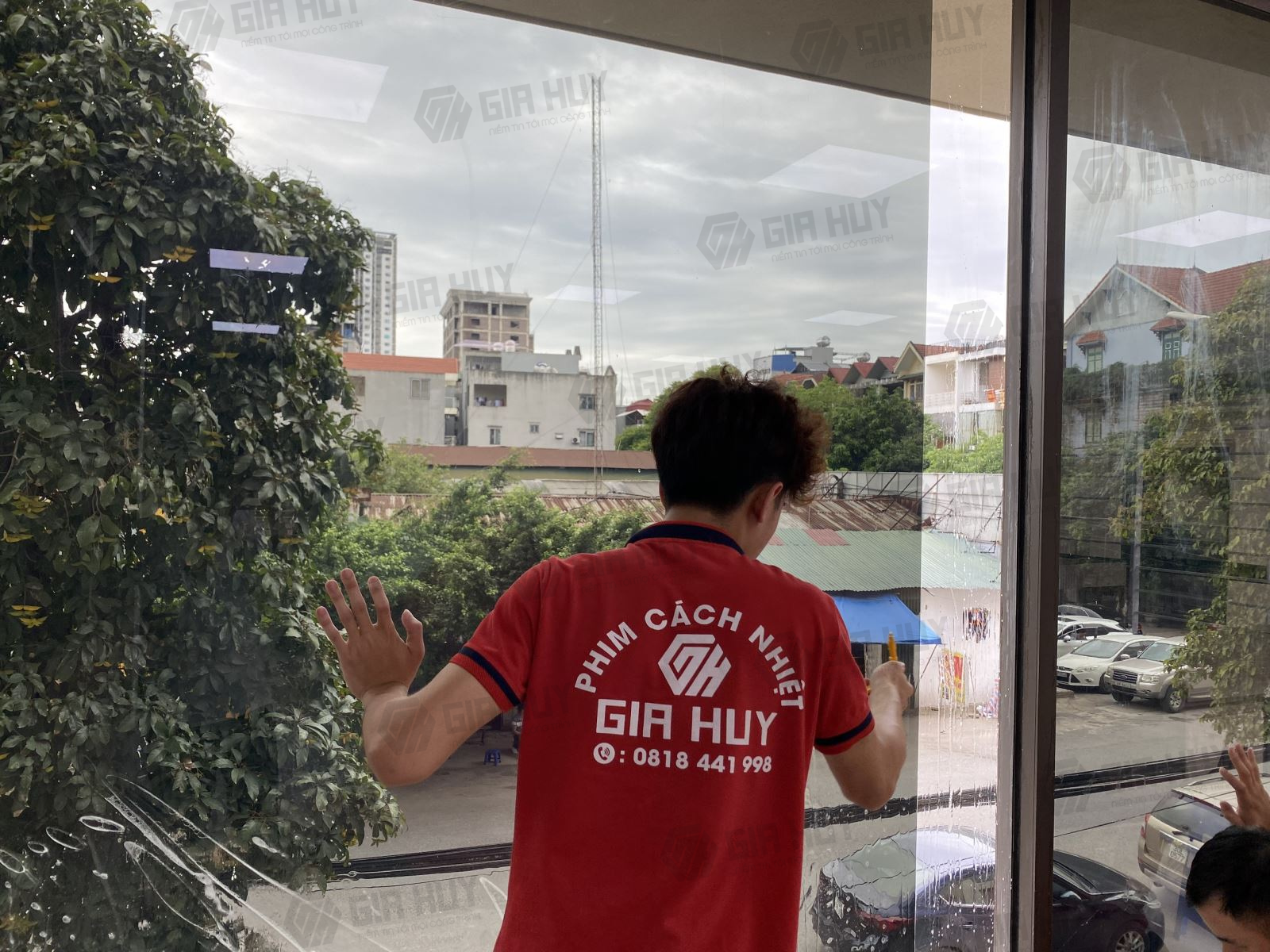 Thi công phim cách nhiệt nhà kính Gia Huy