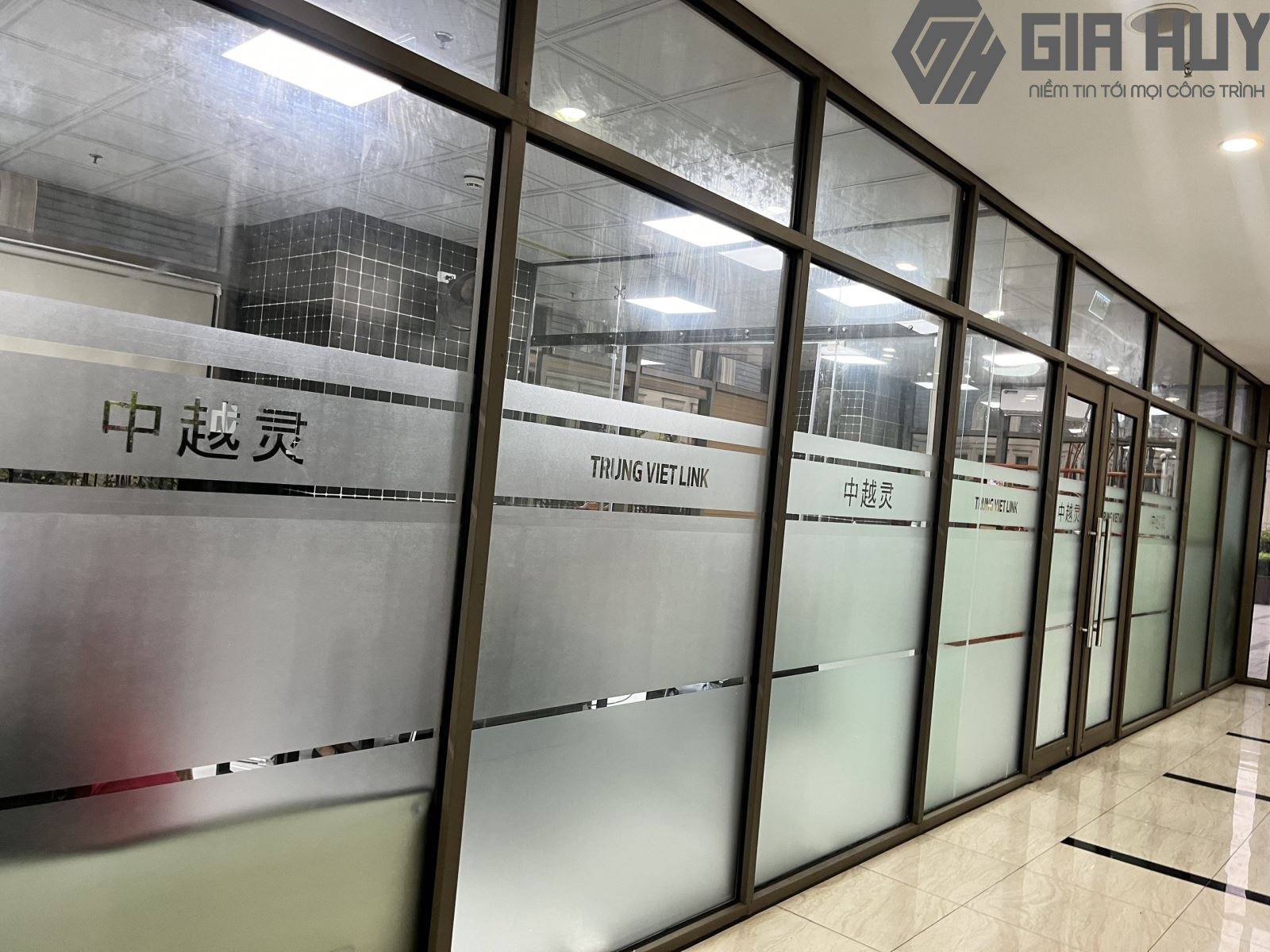 decal mờ kẻ line