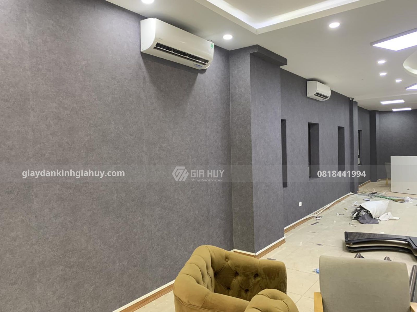 giấy dán tường cho cửa hàng