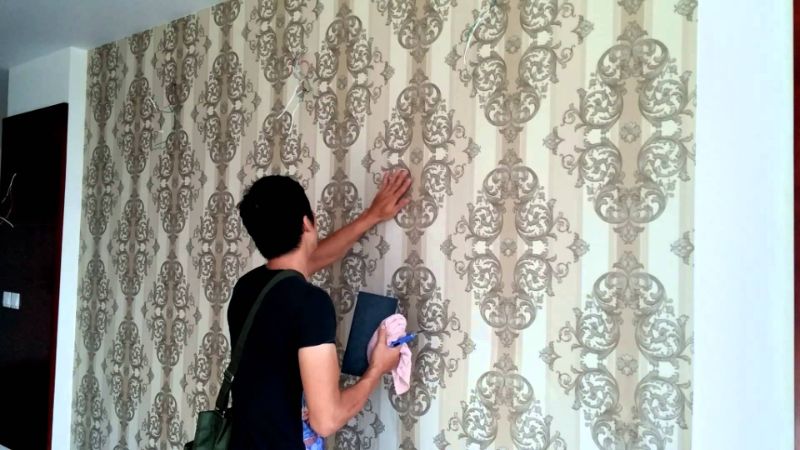 cách dán giấy dán tường