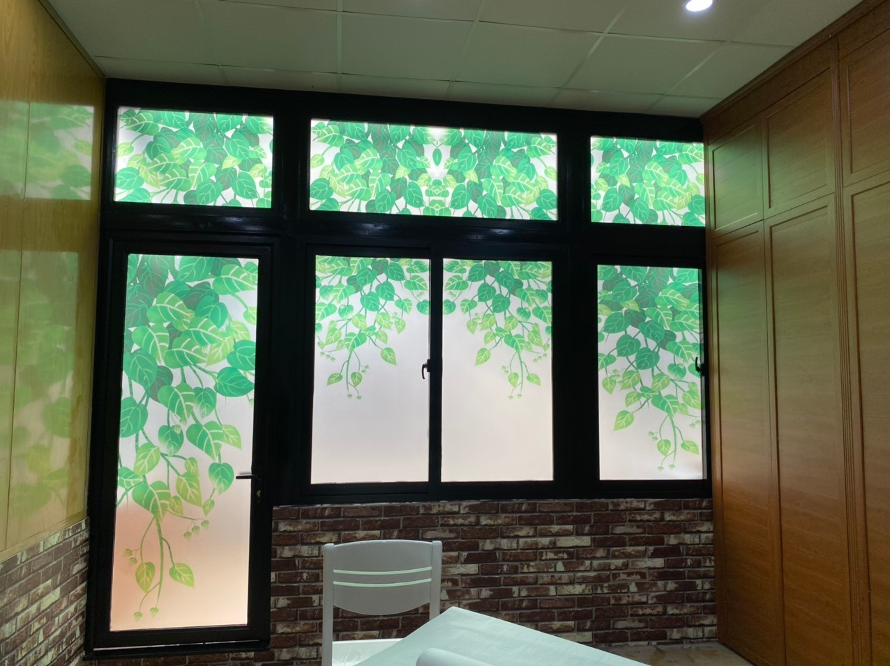 tranh in decal mờ