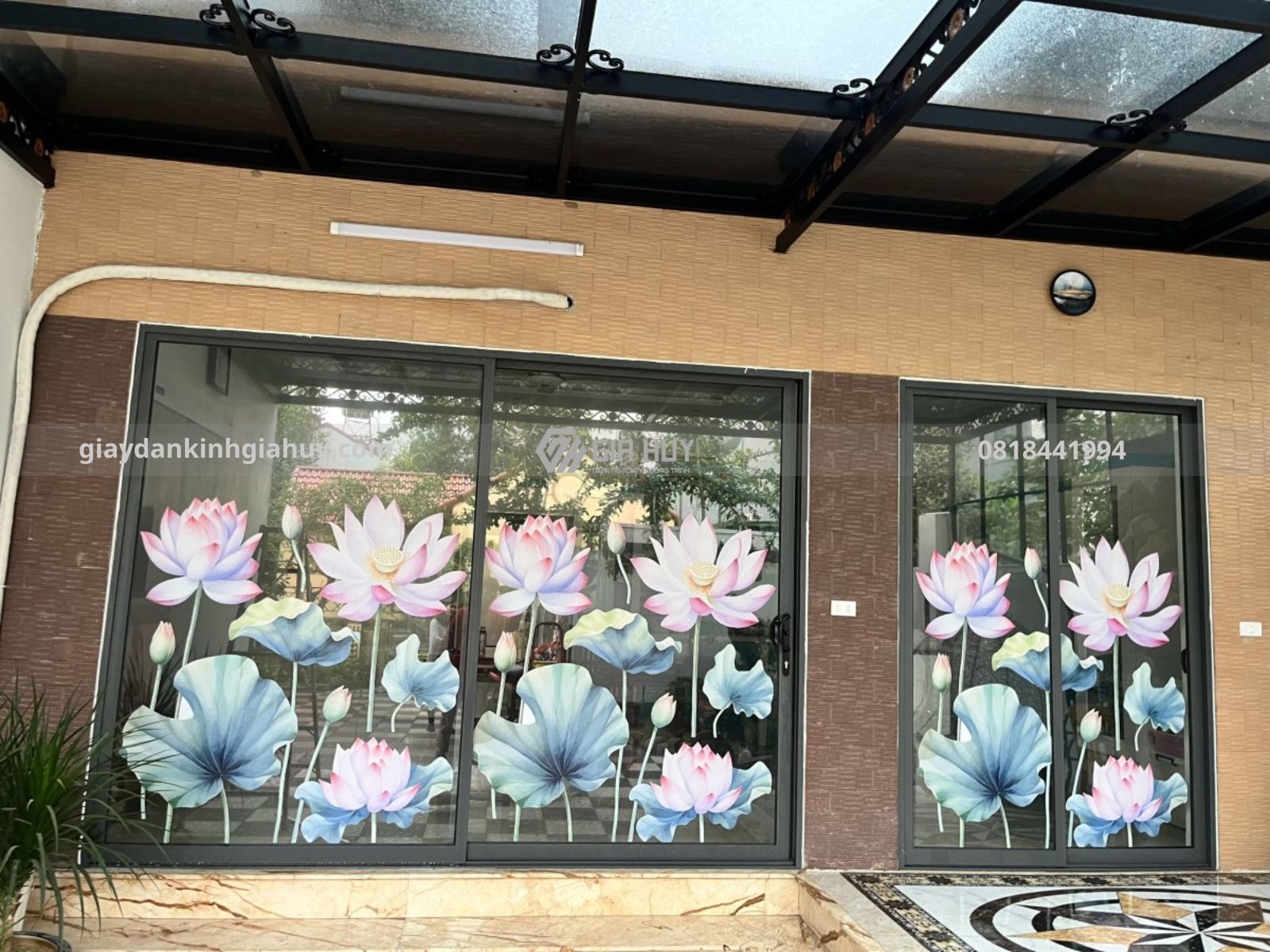 in tranh 3D hình hoa sen lên phim siêu trong