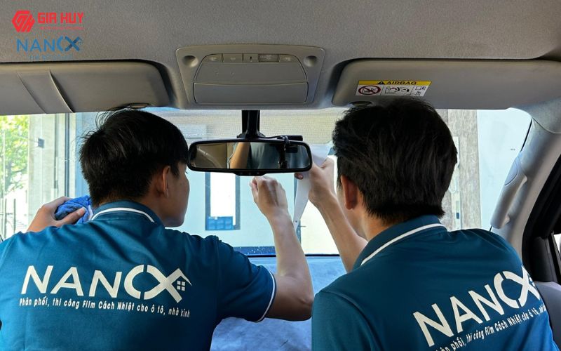 Dán phim cách nhiệt giúp cản chói, cản nắng cho ô tô