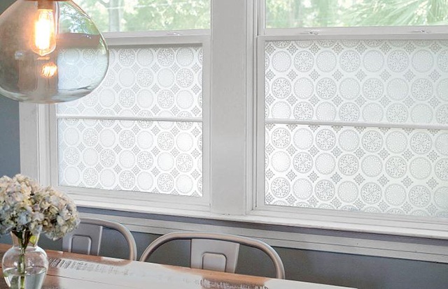 mẫu decal dán kính cửa sổ 25