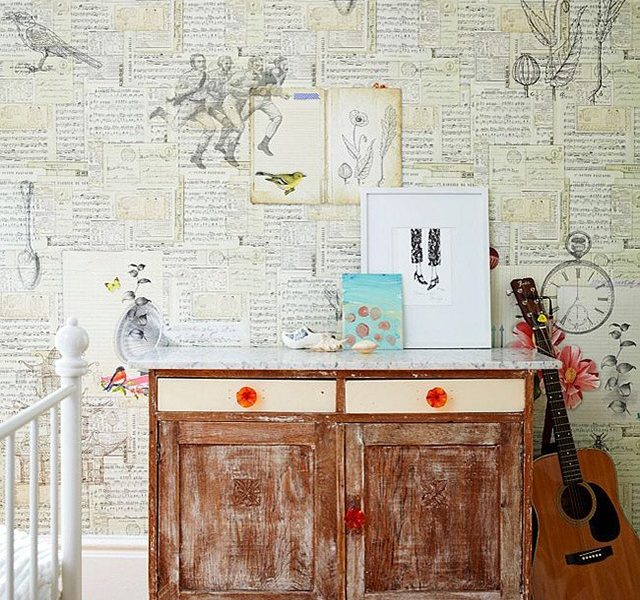 trang trí tường nhà bằng giấy báo 1